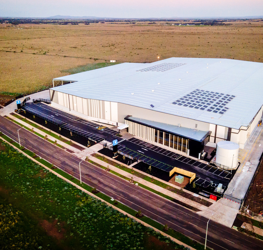 90 Melbourne Dr aerial view from above