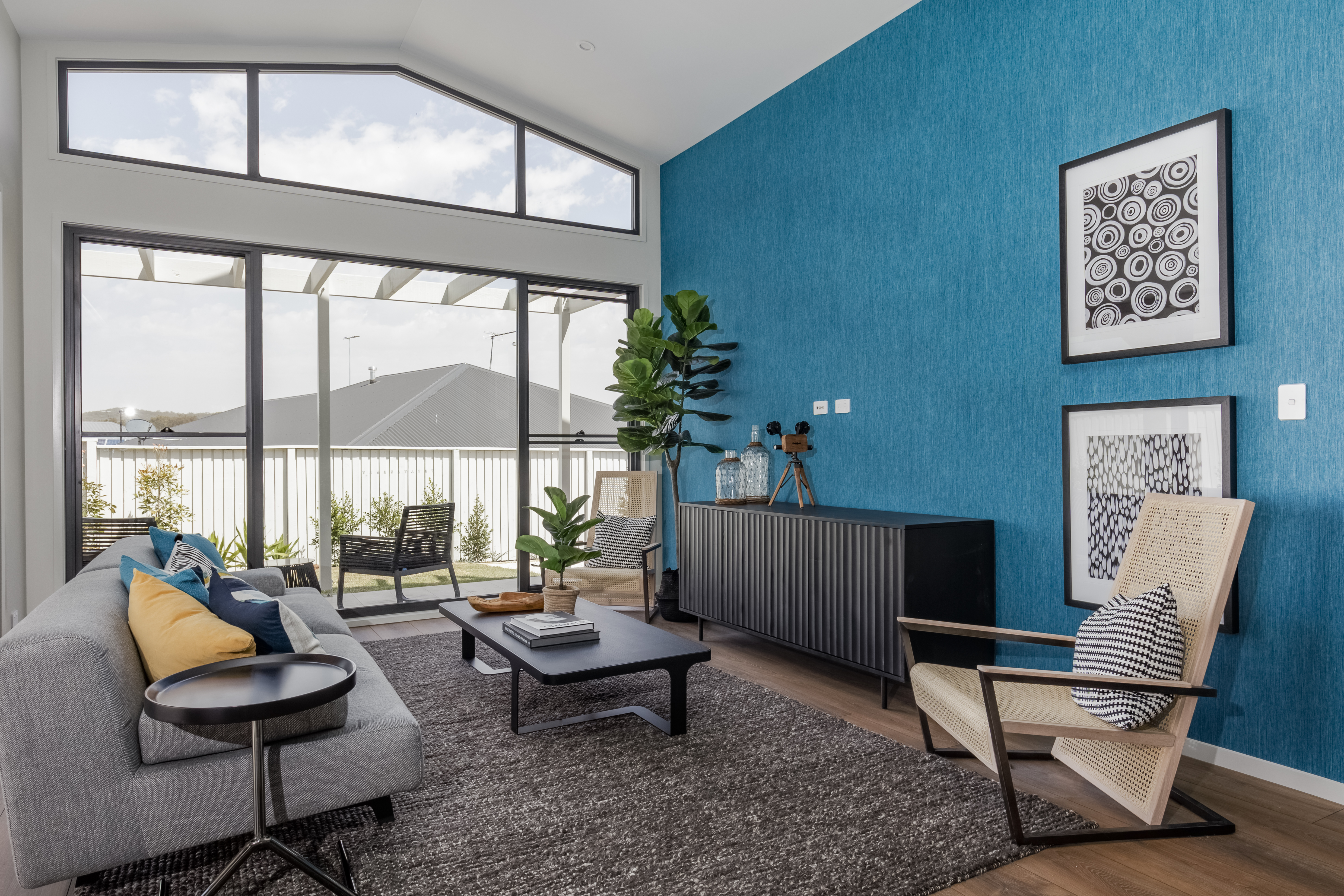 Bold Living Sophia M22 living room