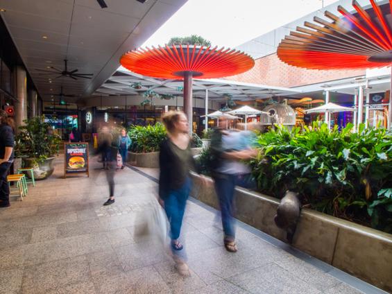 Stockland Green Hills outdoor dining precinct, the courtyard