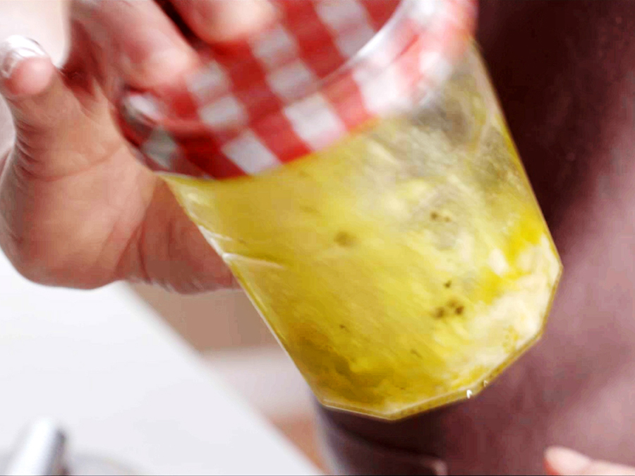 How_to_make_salad_dressing_Stockland_Jamies_Ministry_of_food