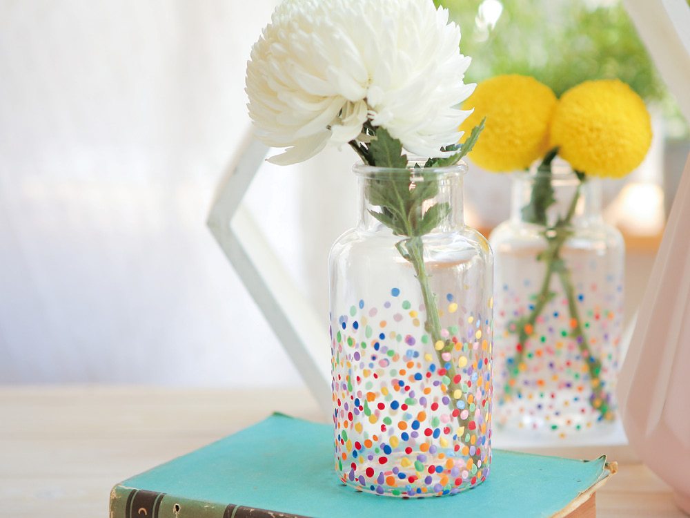 DIY Confetti Vase from Kmart