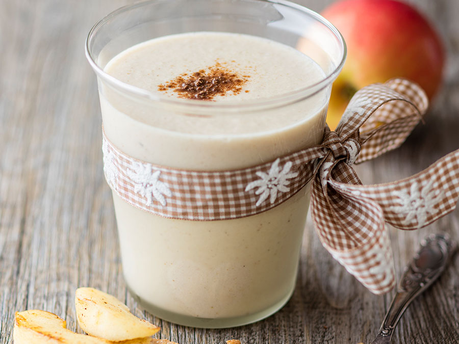 Baked Apple and Gingerbread Smoothie