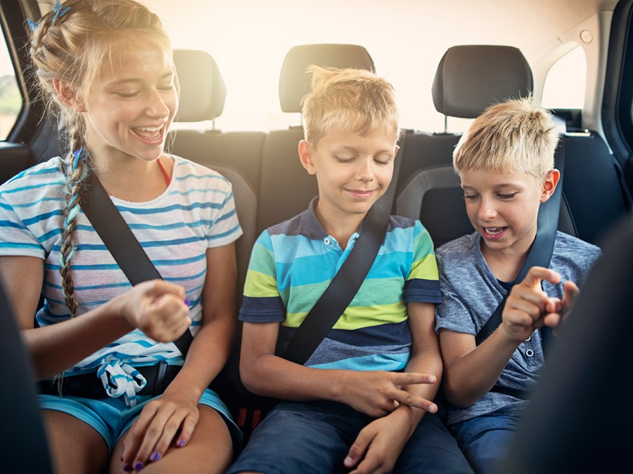 Road Trip Activities To Keep Kids Entertained - Sunshine Parties