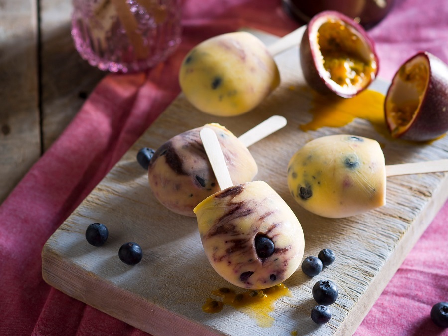 	Blueberry yoghurt and passionfruit ice blocks