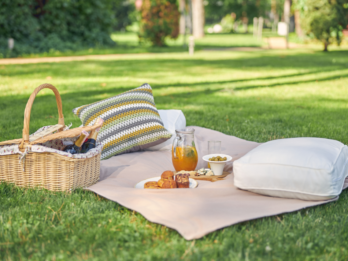 How to set up the perfect picnic