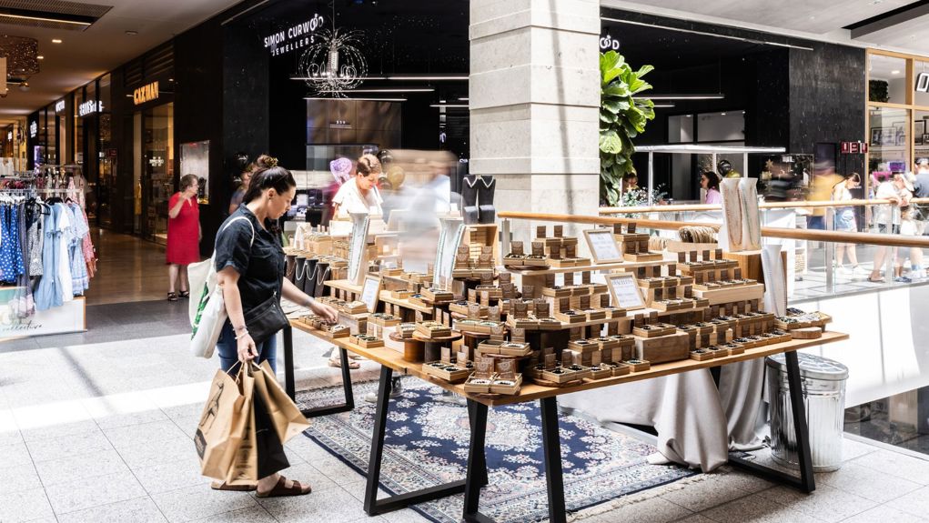 S Connect pop-up at Stockland Green Hills